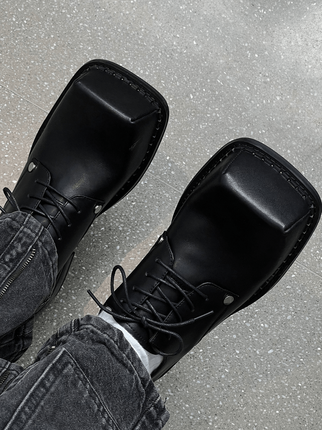 square head Derby shoes ST1885
