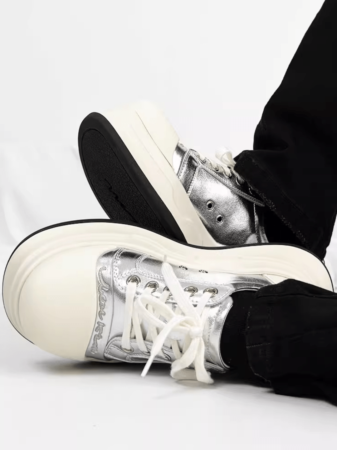 black and white round head shoes st2185