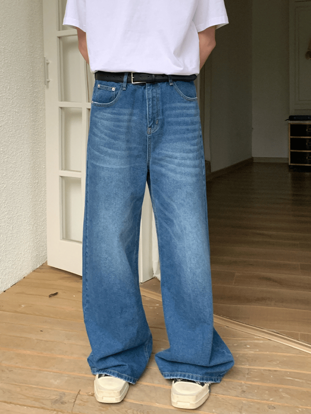 [ONELYC1NS] Whiskered Denim Pants st2095