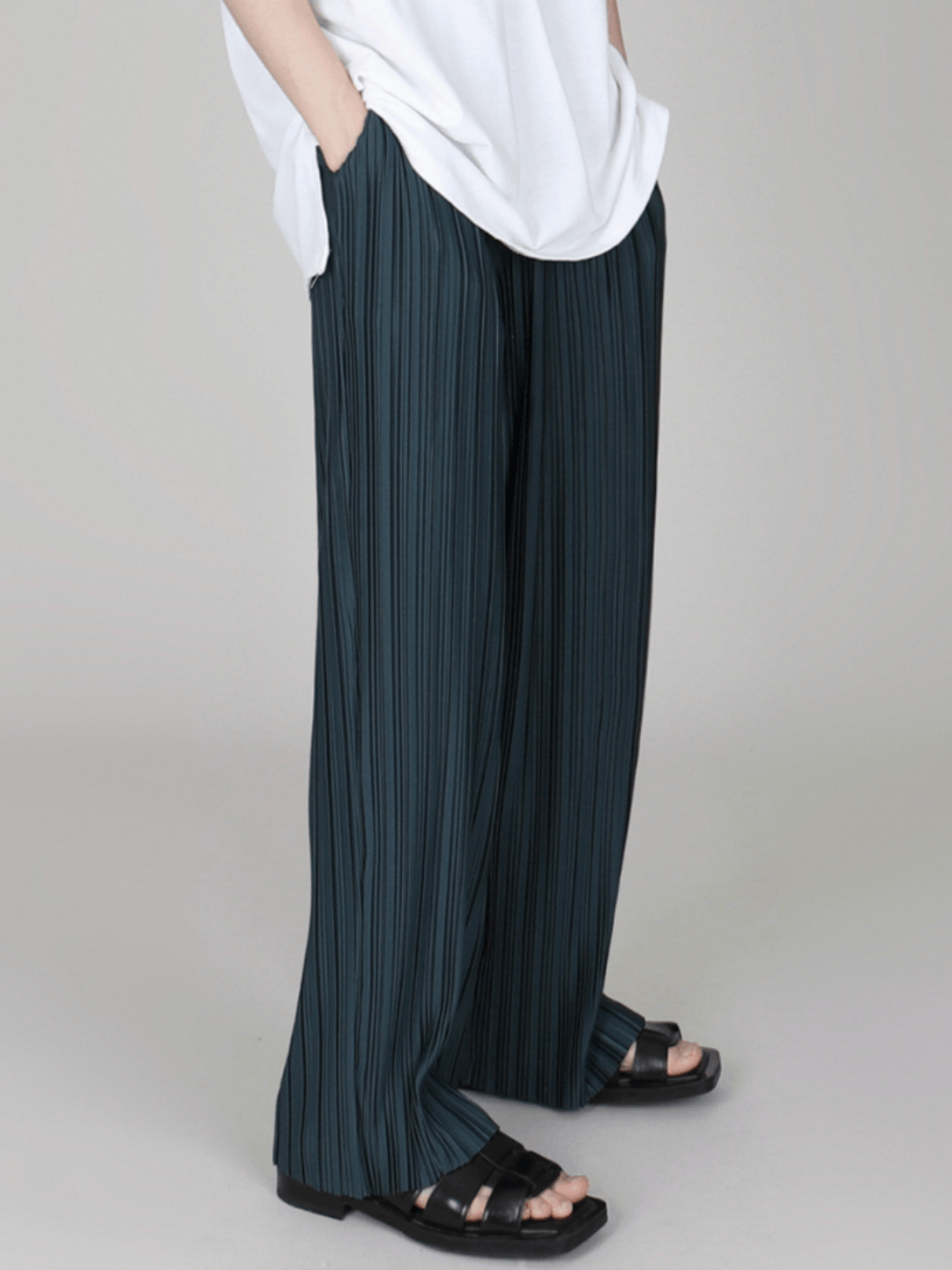 [MRCYC] Hisense Straight Drape Pants st1628