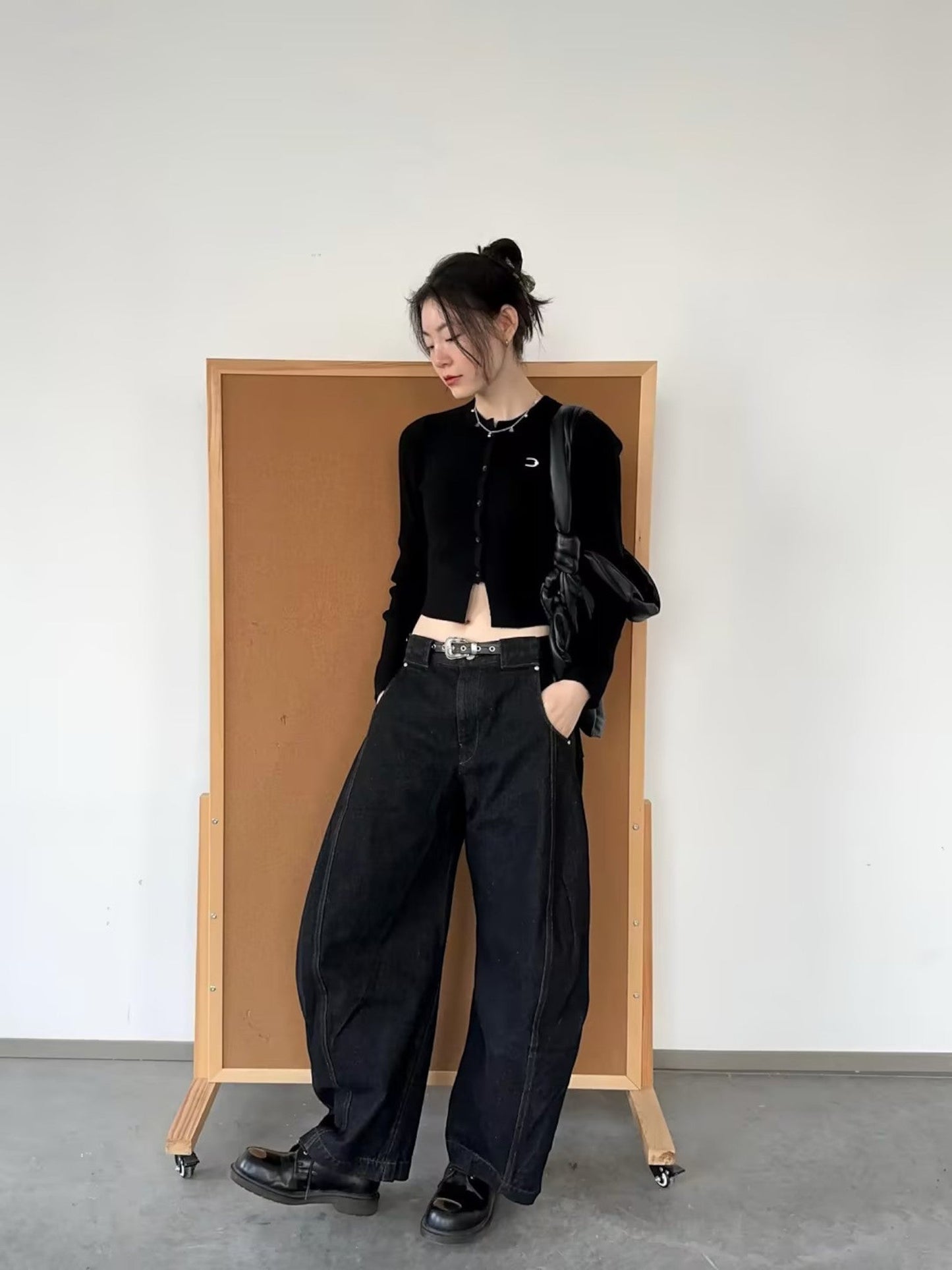 [ROGIC] BAGGY TWISTED CUT TROUSERS st5028