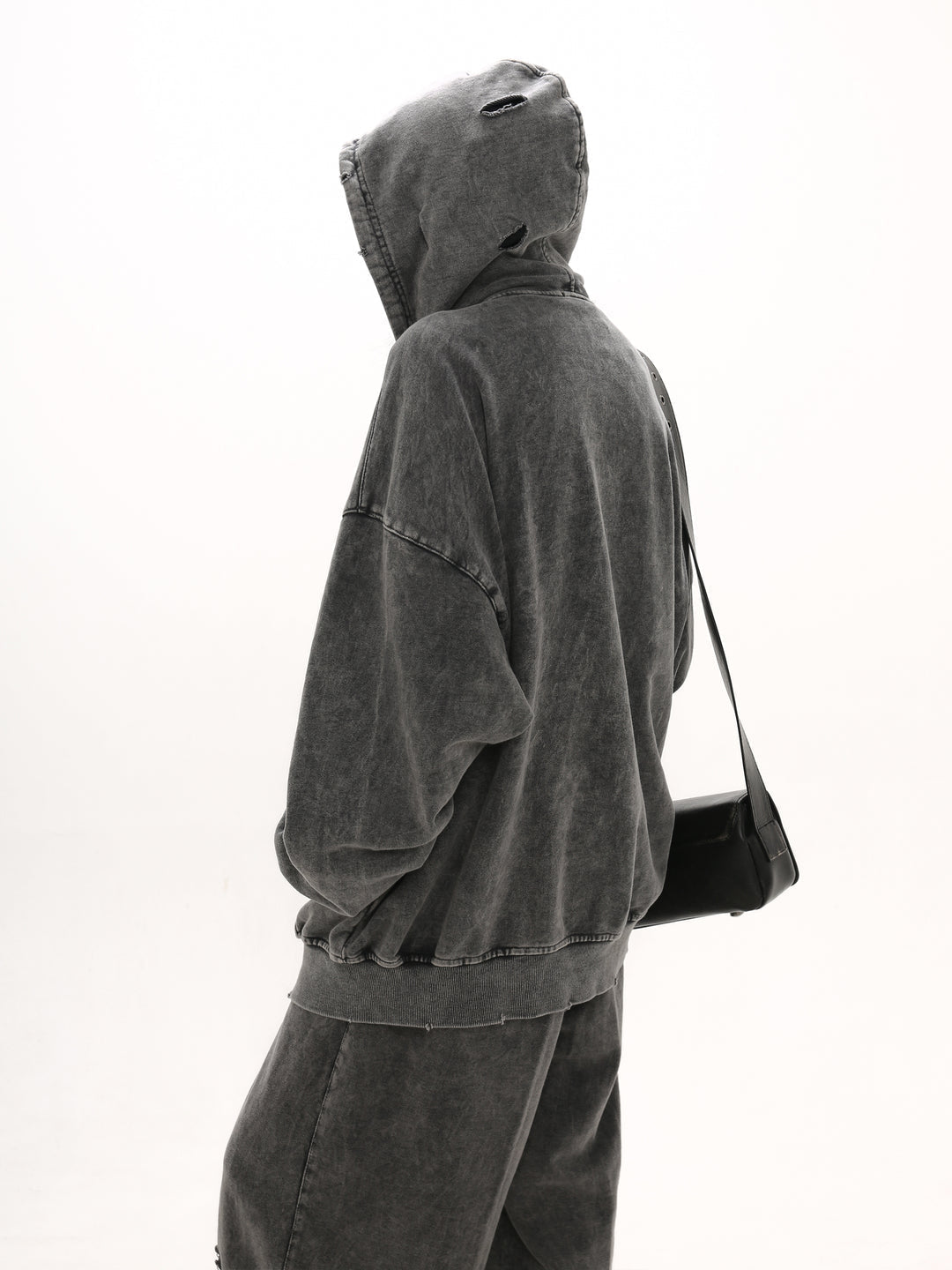 [GIBBYCNA] Damage Zipper Hoodie & Wide-leg Damage Sweatpants st2036