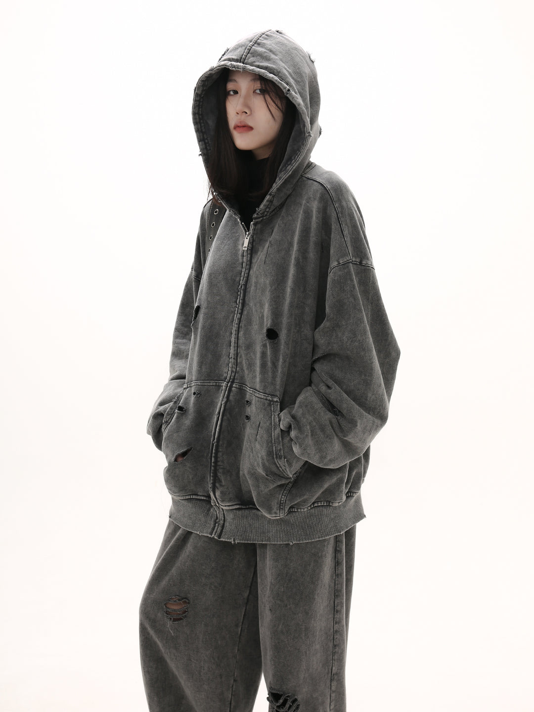 [GIBBYCNA] Damage Zipper Hoodie & Wide-leg Damage Sweatpants st2036